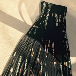 Beautiful Black Strapless Knit Dip Dye Ikat Dress